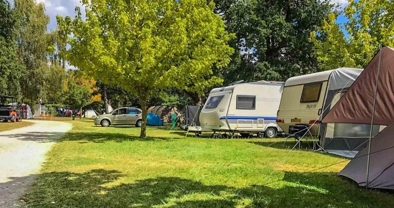 Camping Country Park Crecy La Chapelle - Site Officiel - Next To Disneyland Paris المظهر الخارجي الصورة